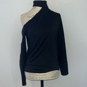 Abercrombie and Fitch Top